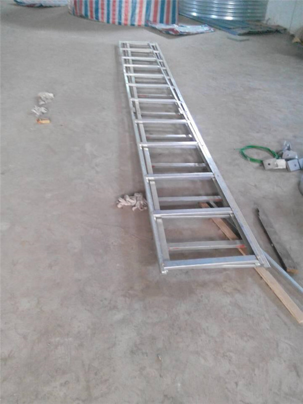 �R���P��������\���� ��\ɢ�b���� ����\�����S��