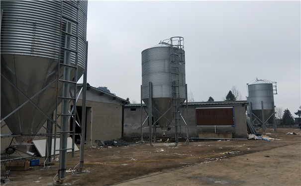 ��䓰���\ɢ�b�����́��P���r(n��ng)���C(j��)е