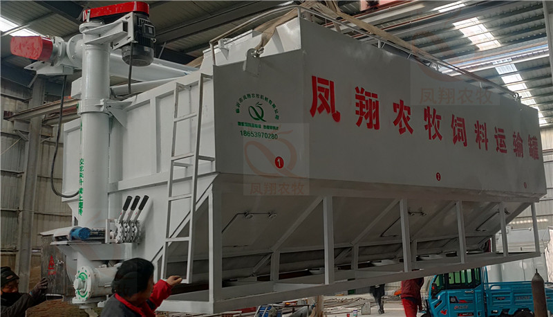 ɢ�b����\(y��n)ݔ���cɢ�b����\(y��n)ݔһ�w܇(ch��)��ʲô�^(q��)�e